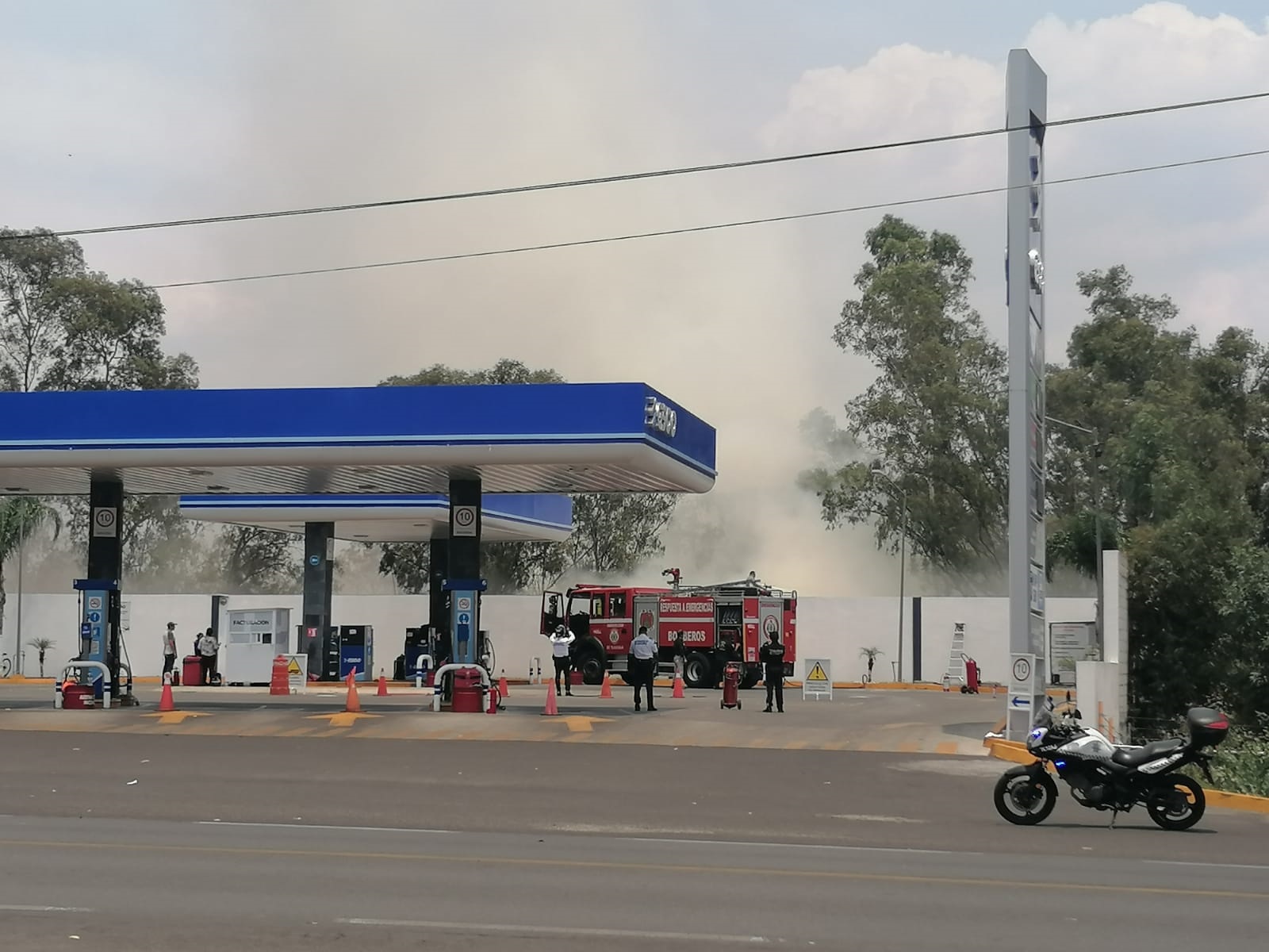 Incendio en la reserva La Ocotera casi alcanza a gasolinera