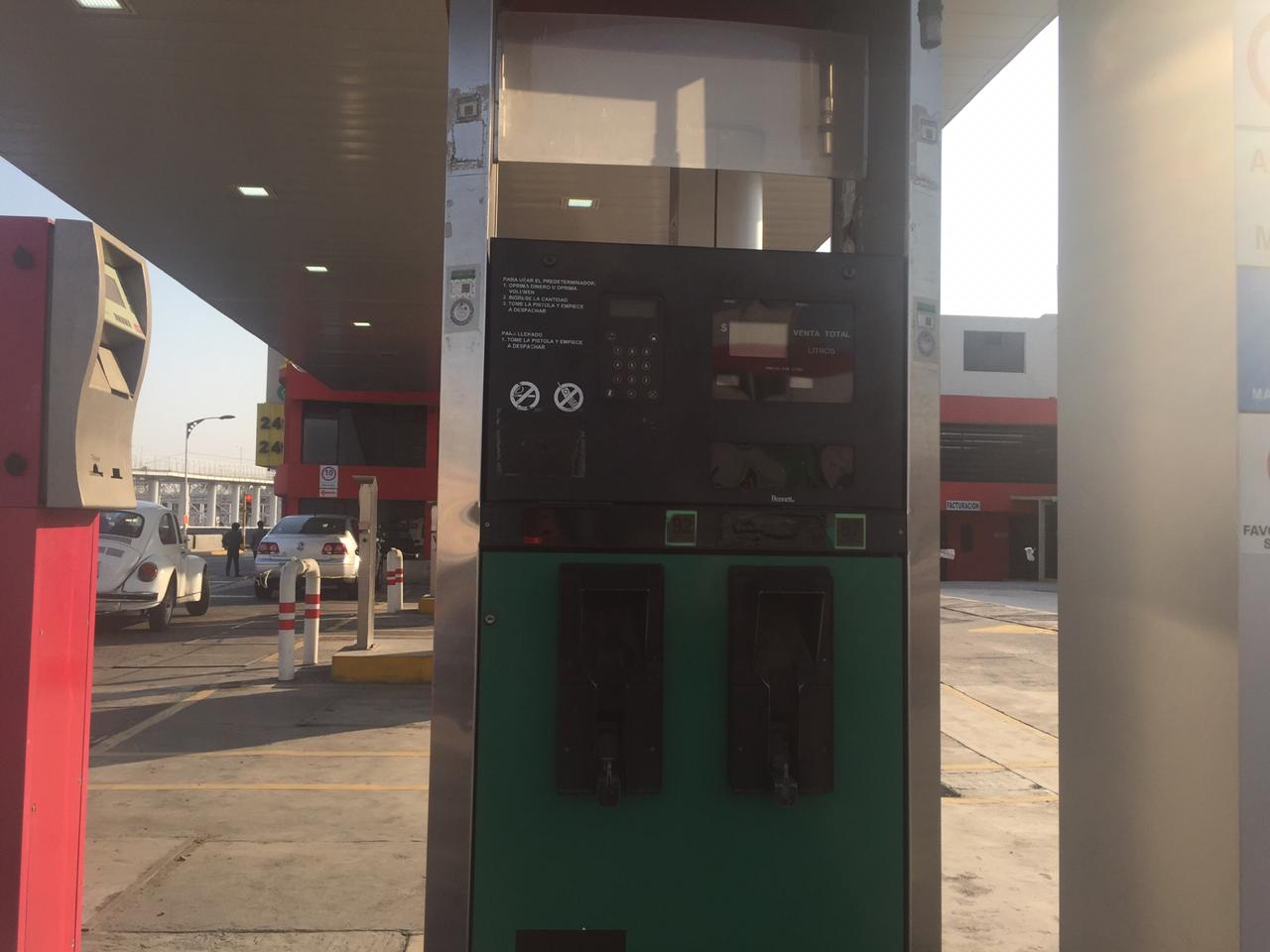 VIDEO SENER miente, gasolinera más barata de Puebla está cerrada