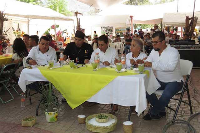 Preparan exposición gastronómica de la Tetecha en Zapotitlan Salinas