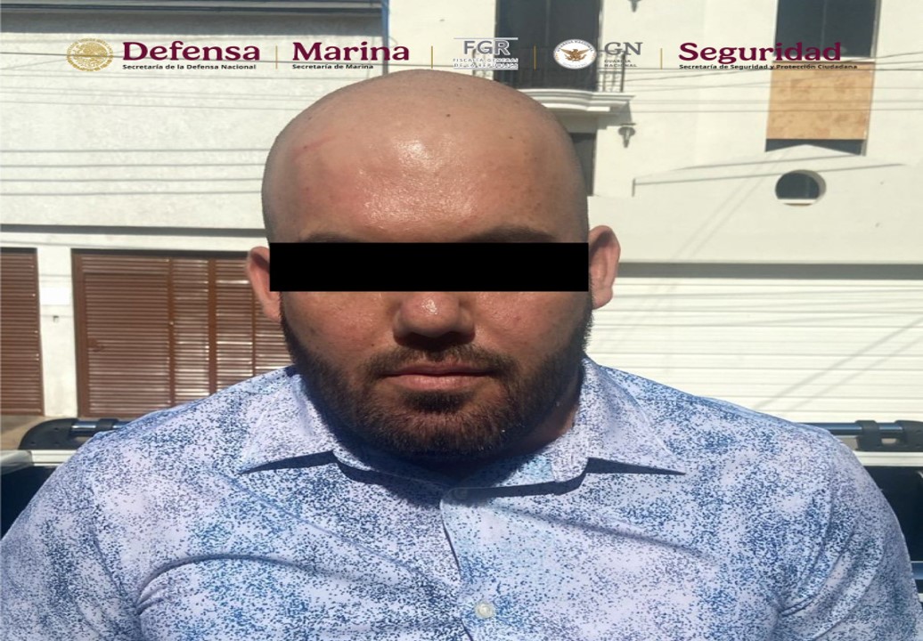 VIDEO Detienen a El Pelón, líder de La Chapiza