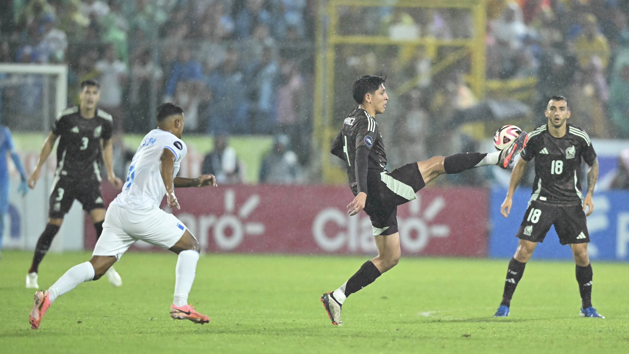 México va este martes por la remontada ante Honduras