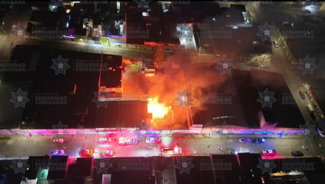 VIDEO No hubo lesionados en incendio de Fábrica en El Tamborcito