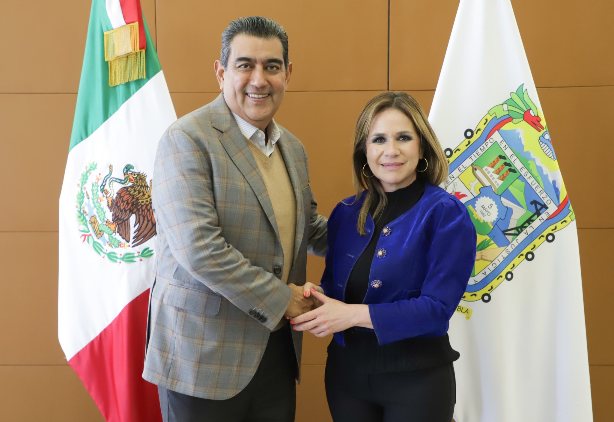 Sergio Salomón sostiene reunión con Beatriz Camacho, presidenta de Coparmex Puebla