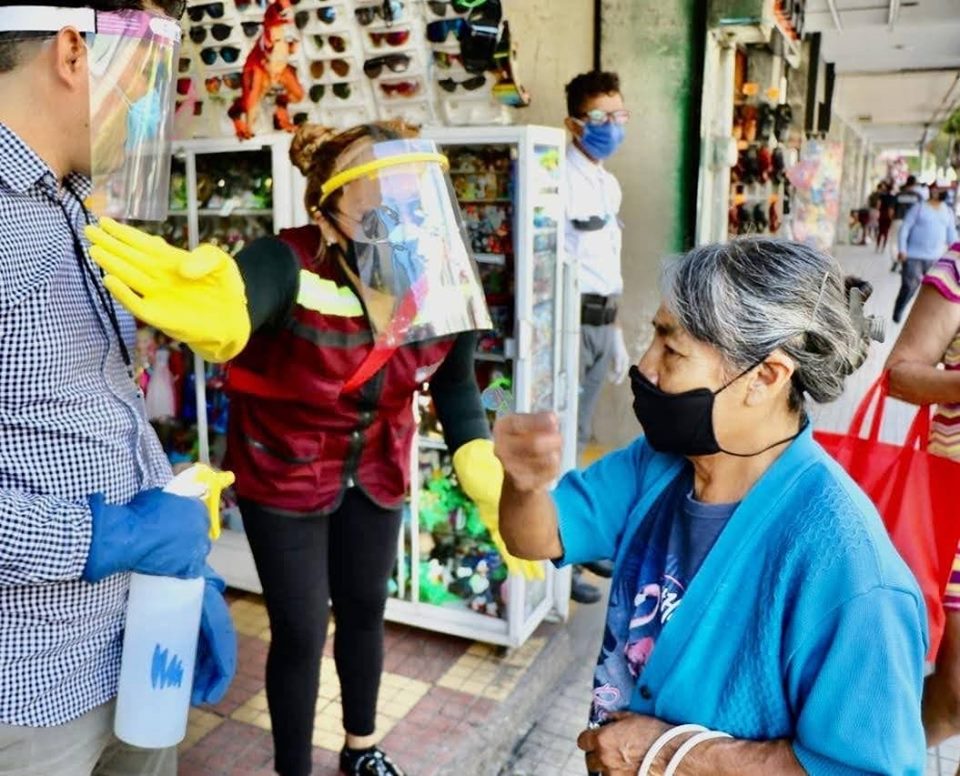Escasez de gel antibacterial provocó suspensión de cercos sanitarios en Tehuacán