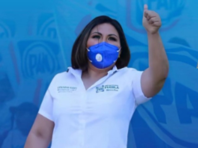 Genoveva Huerta va por diputación federal del PAN