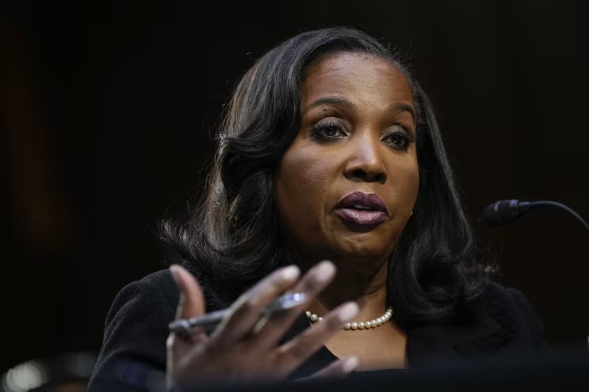 Trump destituye a Lisa Cook de la Reserva Federal en medio de acusación de fraude