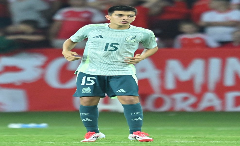 VIDEO Gilberto Mora, jugador más joven en debutar con la Selección de México