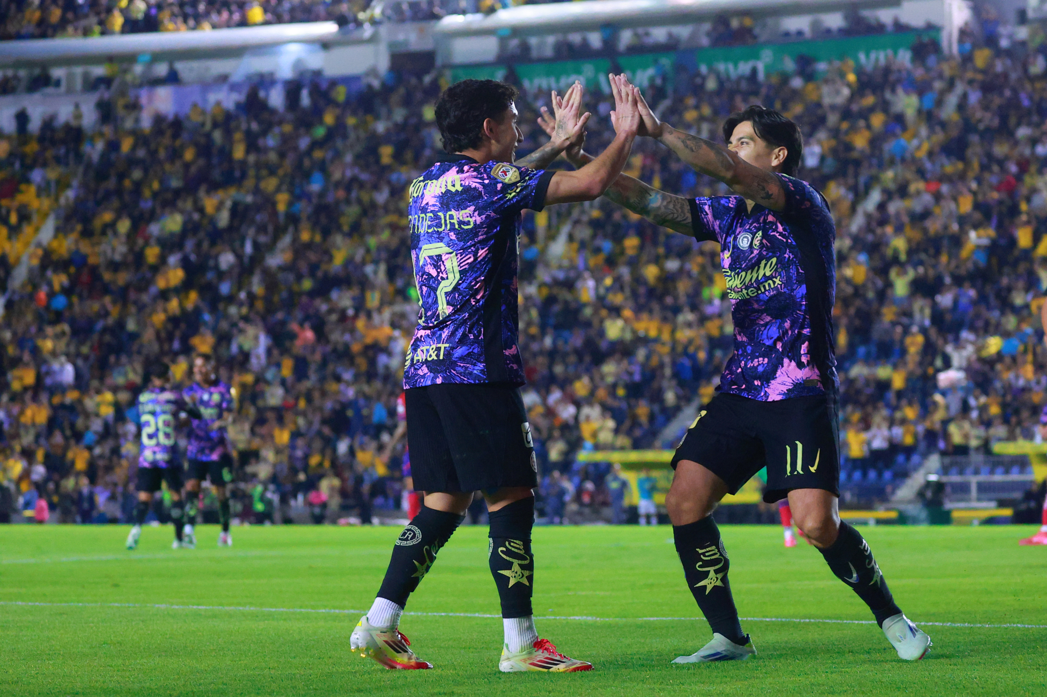 VIDEO América, con vuelo solitario en la cima