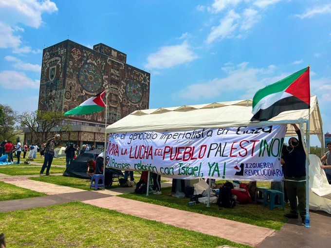 VIDEO Instalan estudiantes de la UNAM campamento en apoyo a Palestina