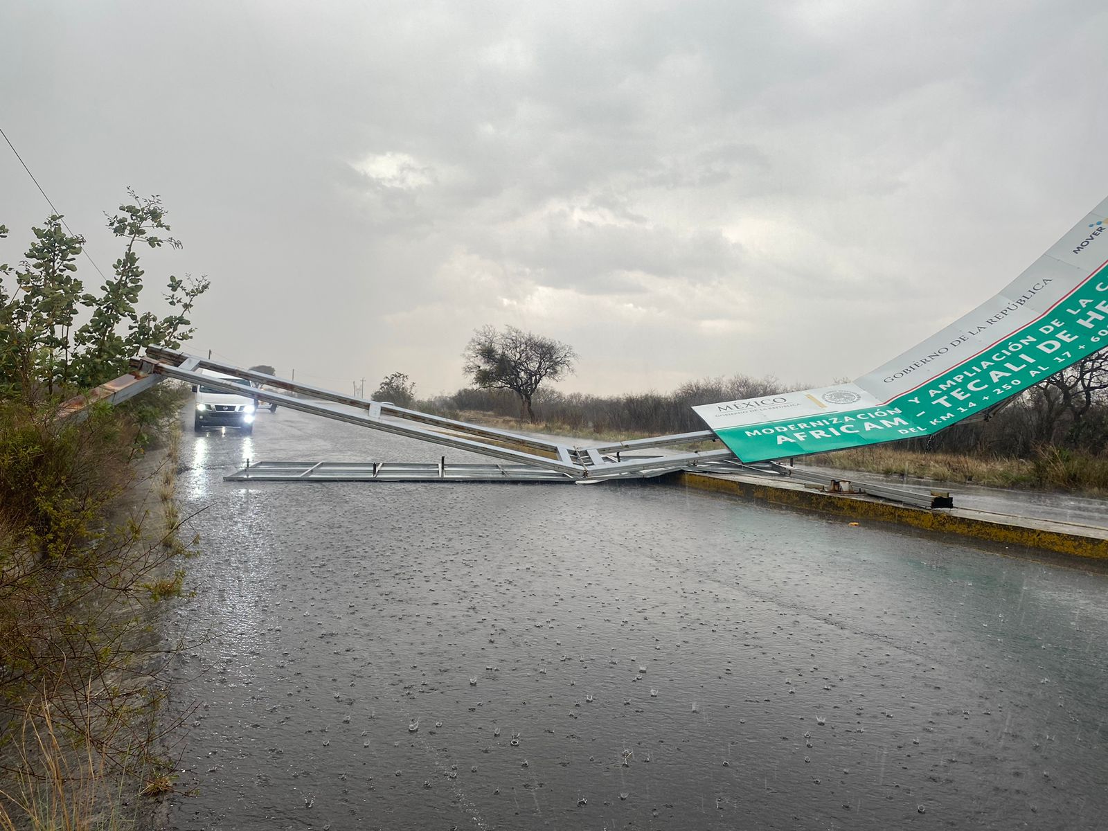 Registran fuertes lluvias en municipios de Puebla este domingo