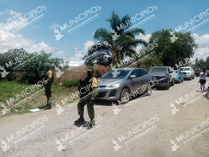 Guardia Nacional y policías recuperan 8 vehículos robados en Tecamachalco