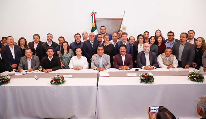 Garantiza gobierno derechos de trabajadores al servicio del estado: Céspedes