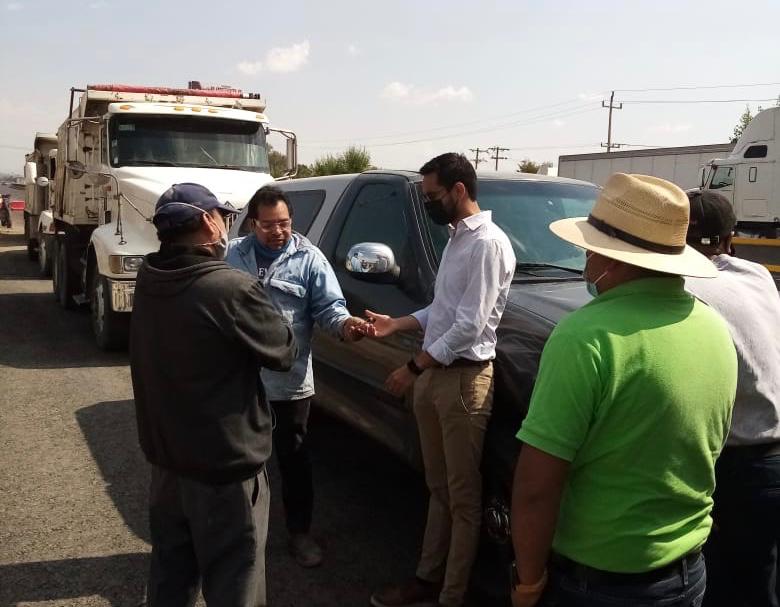 Resuelve gobierno de Layón inconformidades por obra la autopista