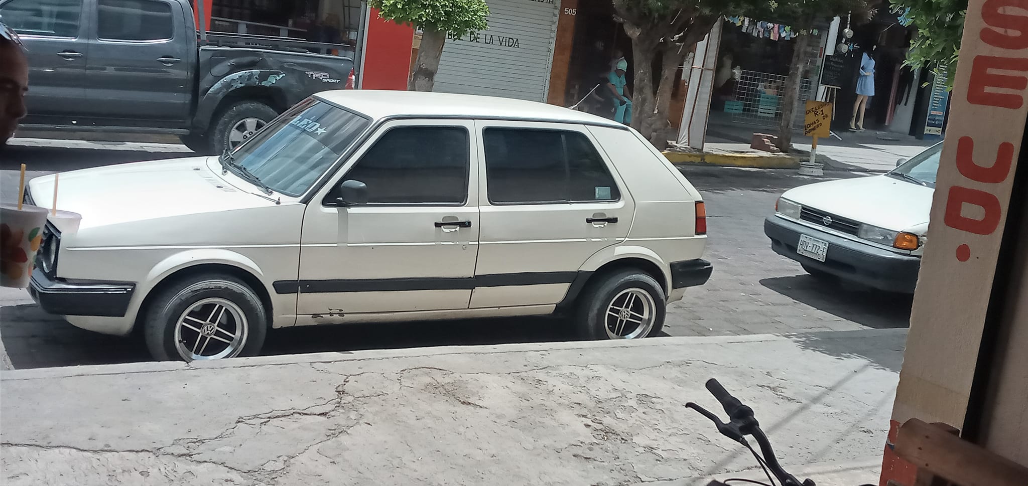 En un par de horas se roban dos vehículos en Tecamachalco 