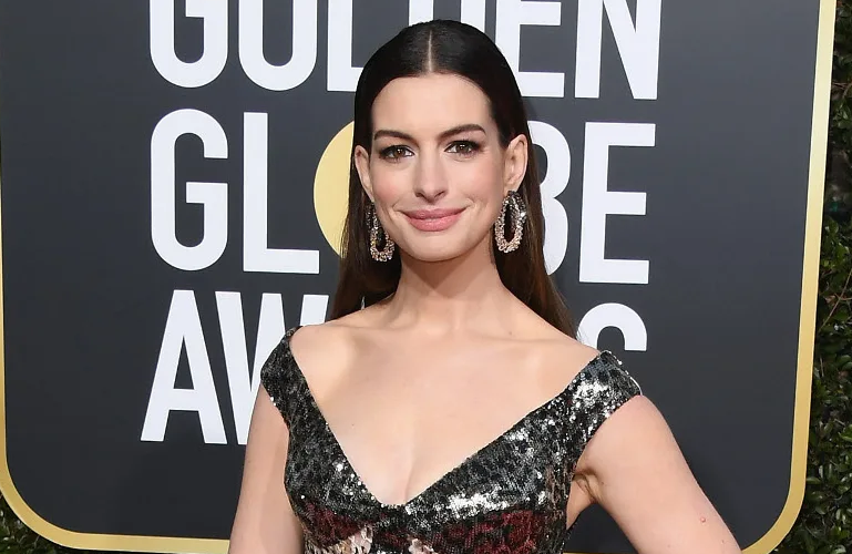 Anne Hathaway habla de su maternidad