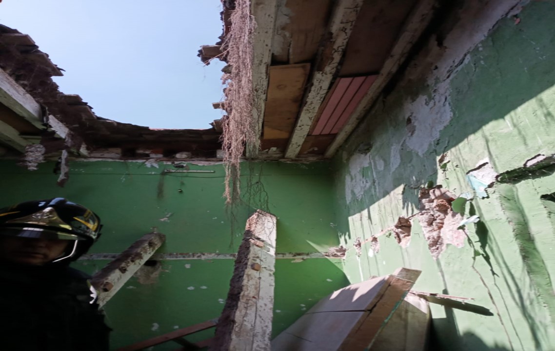 Colapsa techo en la alcaldía Cuauhtémoc, no hay lesionados