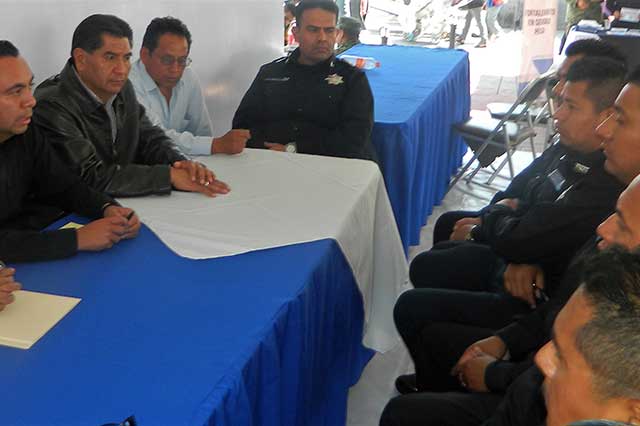 Otorgan nuevos grados a policías y reconocen su labor en Cuautlancingo