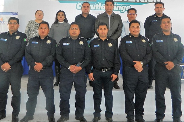 Otorgan nuevos grados a policías y reconocen su labor en Cuautlancingo