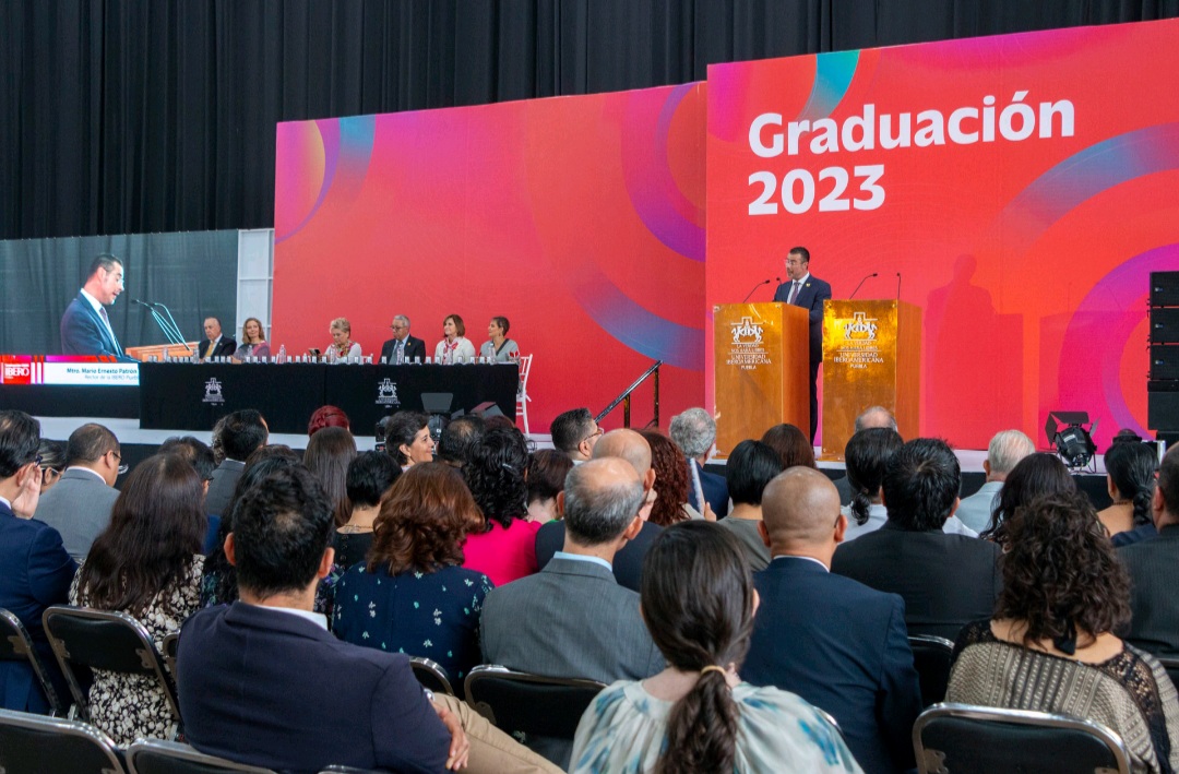 IBERO Puebla celebra a sus graduados