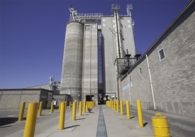 Cumple Planta Carroll 19 años con reconocimientos y certificación