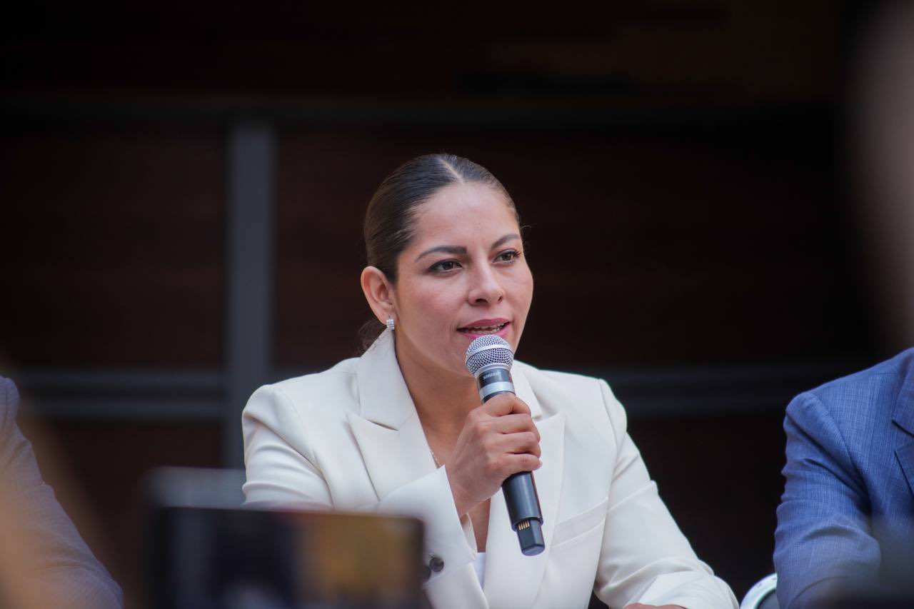 Este fin de semana Lupita Cuautle podría presentar a su equipo de trabajo