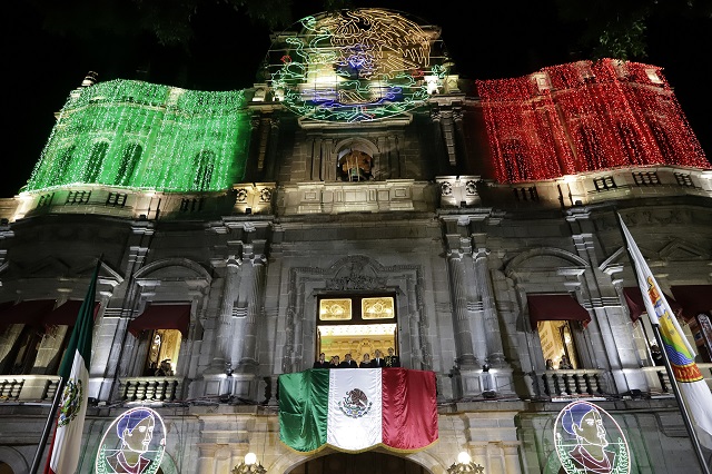 No habrá cierres en el zócalo de Puebla para el Grito de Independencia  