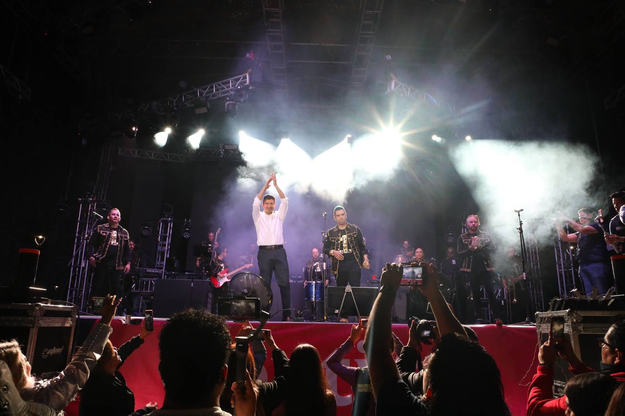 Grupo Cañaveral puso a bailar a Puebla capital