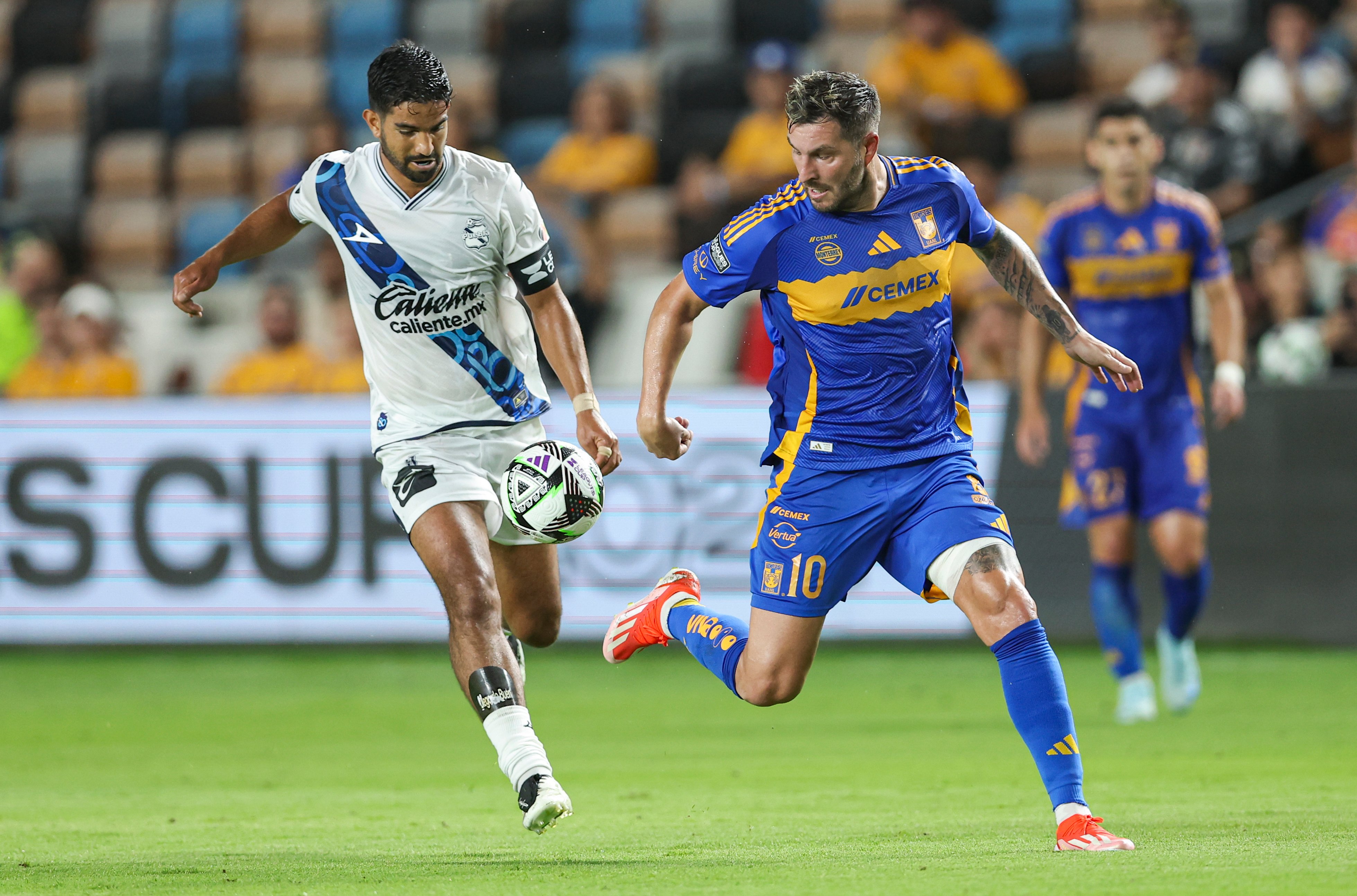 VIDEO Puebla pierde con Tigres y va de regreso a casa