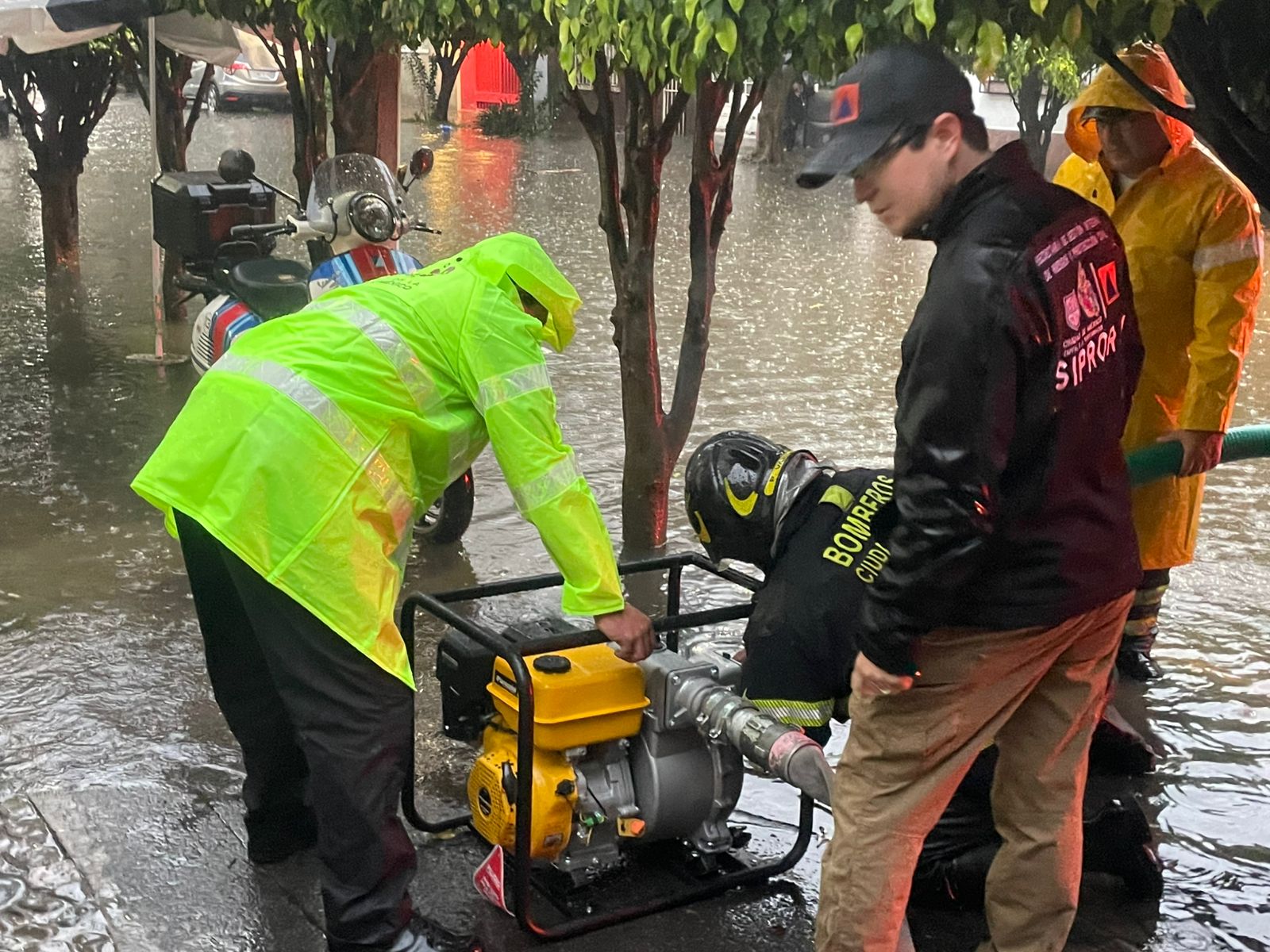 Inundaciones y afectaciones dejan las lluvias en el Valle de México