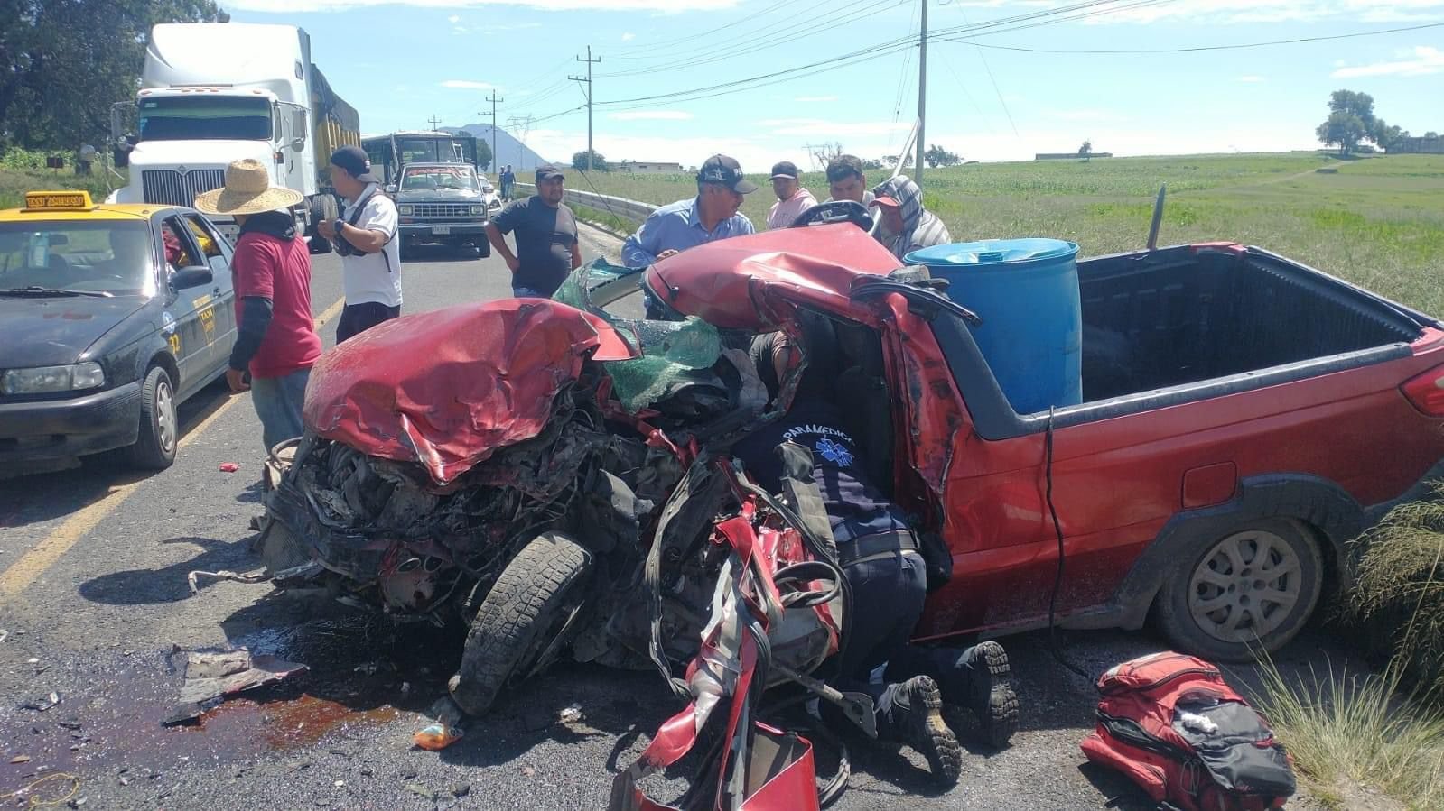 Dos niños y un adulto mueren en accidente en la carretera Amozoc-Acajete