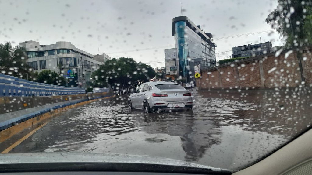 VIDEO Estas fueron las inundaciones que dejó la lluvia este miércoles