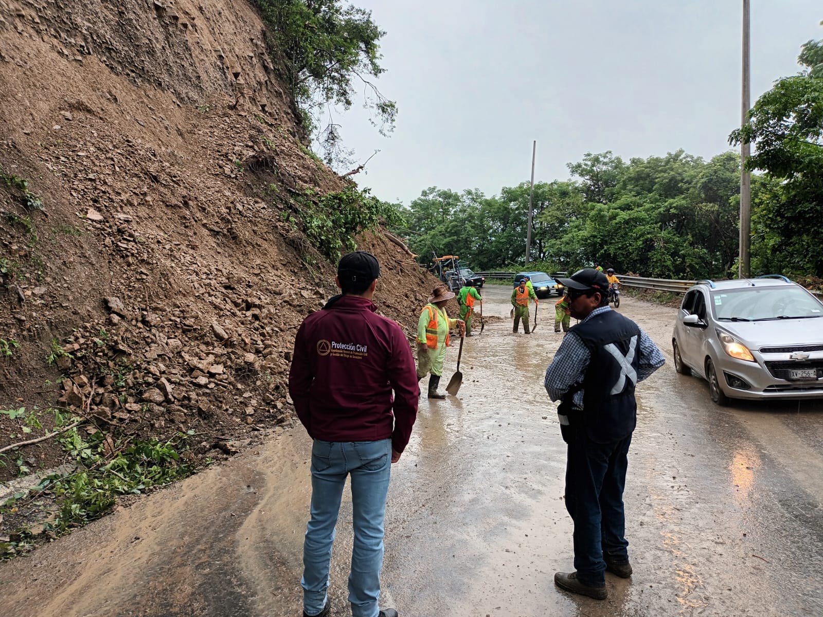 Es reabierta la carretera federal México-Tuxpan, a la altura de Xicotepec de Juárez