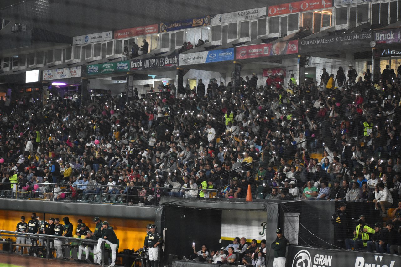 Listos los precios para la serie de Pericos vs Diablos Rojos