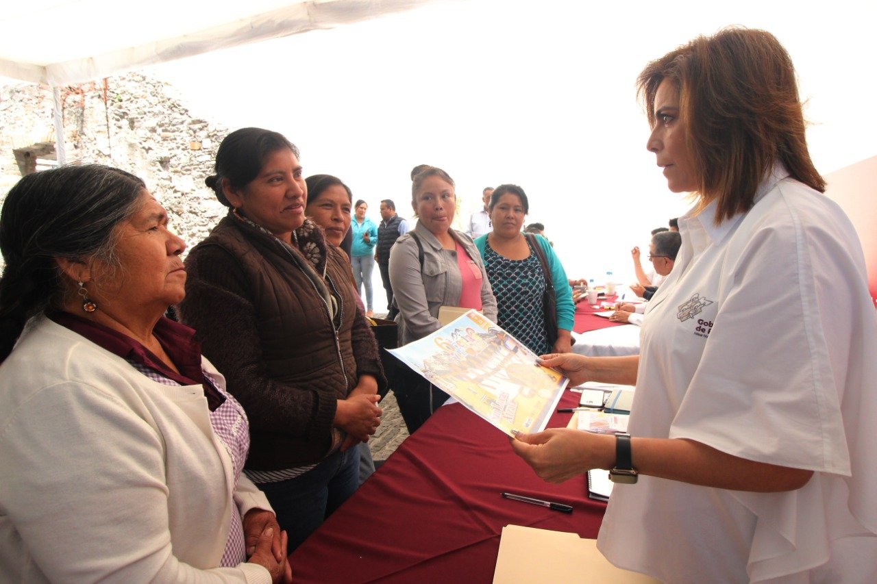 Productoras de mole de guajolote en Calpan exportarán su producto