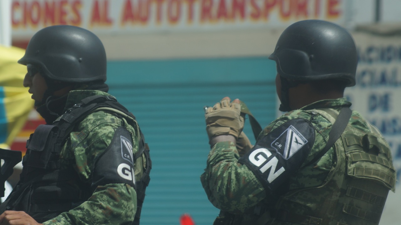 Pobladores de Tecamachalco retienen a Guardia Nacional durante operativo