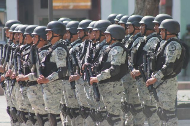 Tensión en Olintla por llegada de la GN ante toma de protesta del alcalde