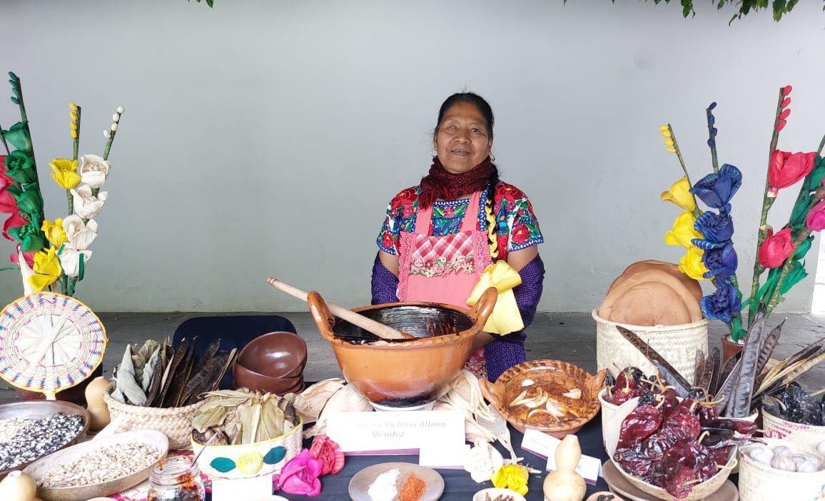 Cocinera tradicional de Tehuacán participará en la Feria de los Moles en Los Ángeles 