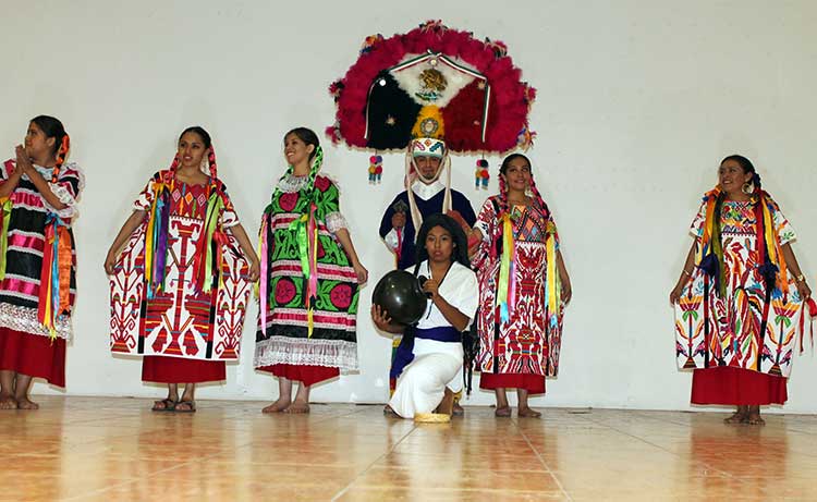 Con Guelaguetza concluye el Festival Cultural Oaxaca en Zacapoaxtla