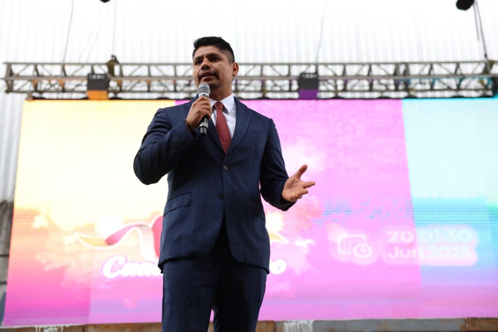 Aleks Syntek cerrará feria de Cuautlancingo