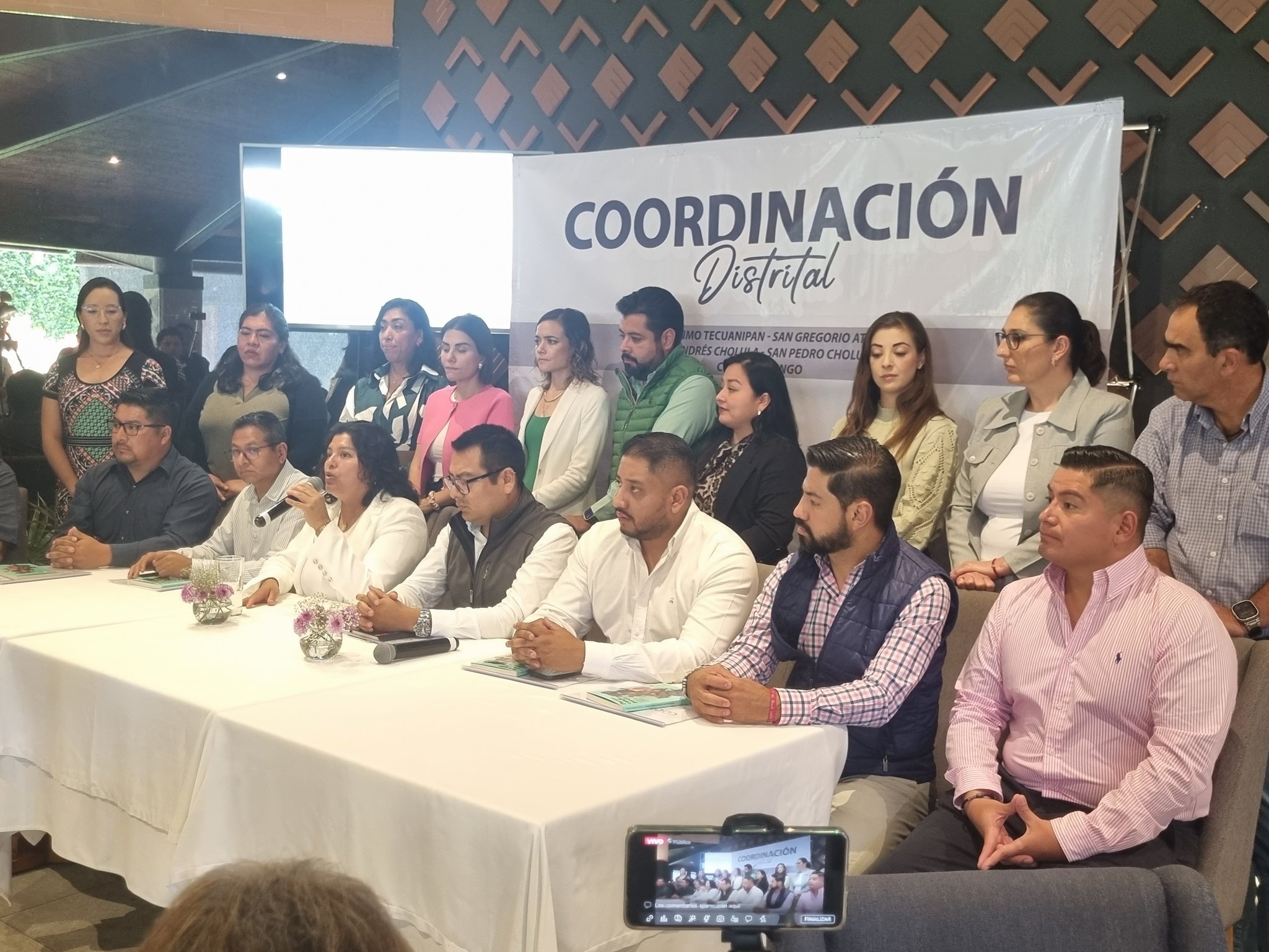 Presenta Karina Pérez Popoca agenda de coordinación distrital