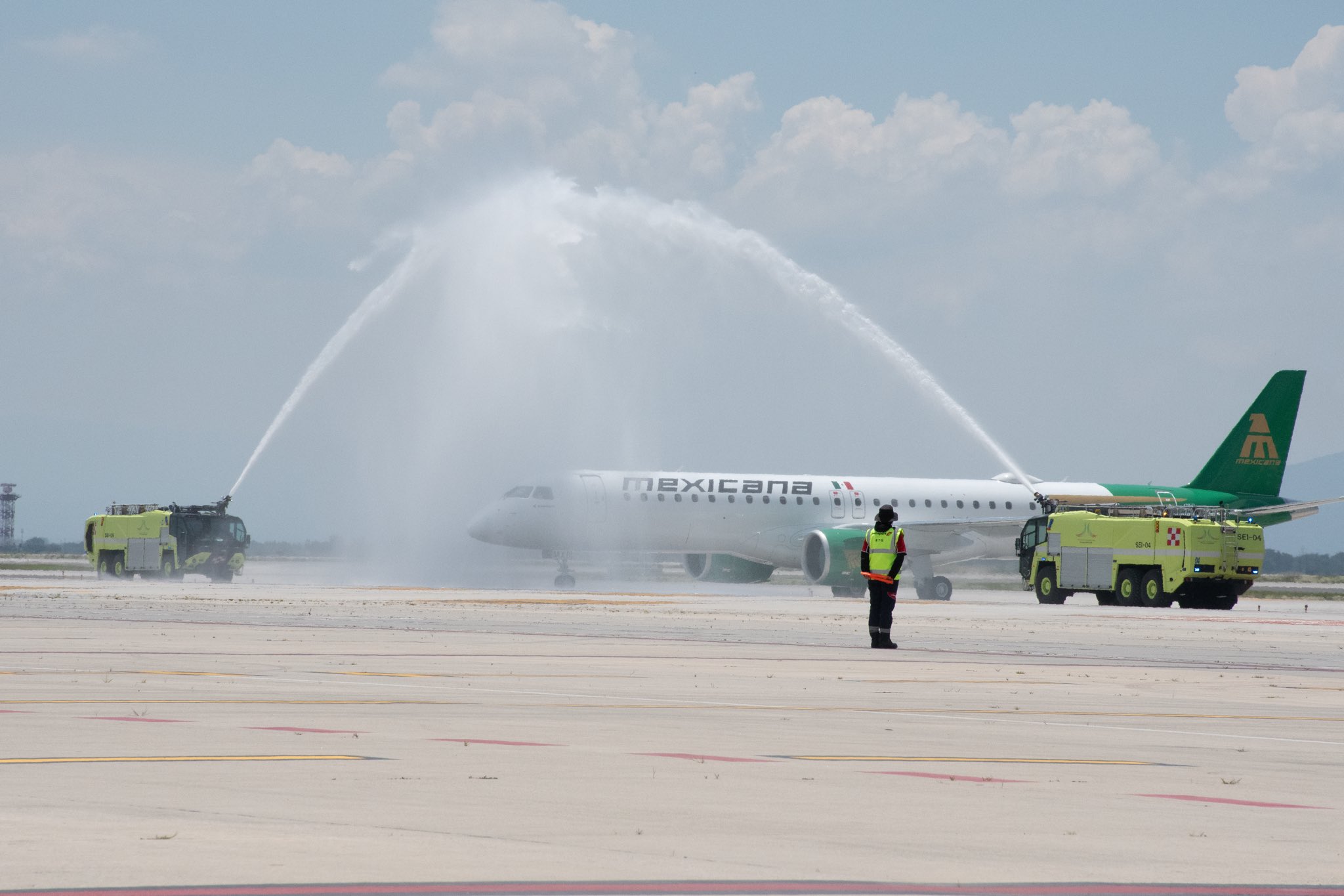 Mexicana de Aviación recibe la tercera aeronave E195-E2