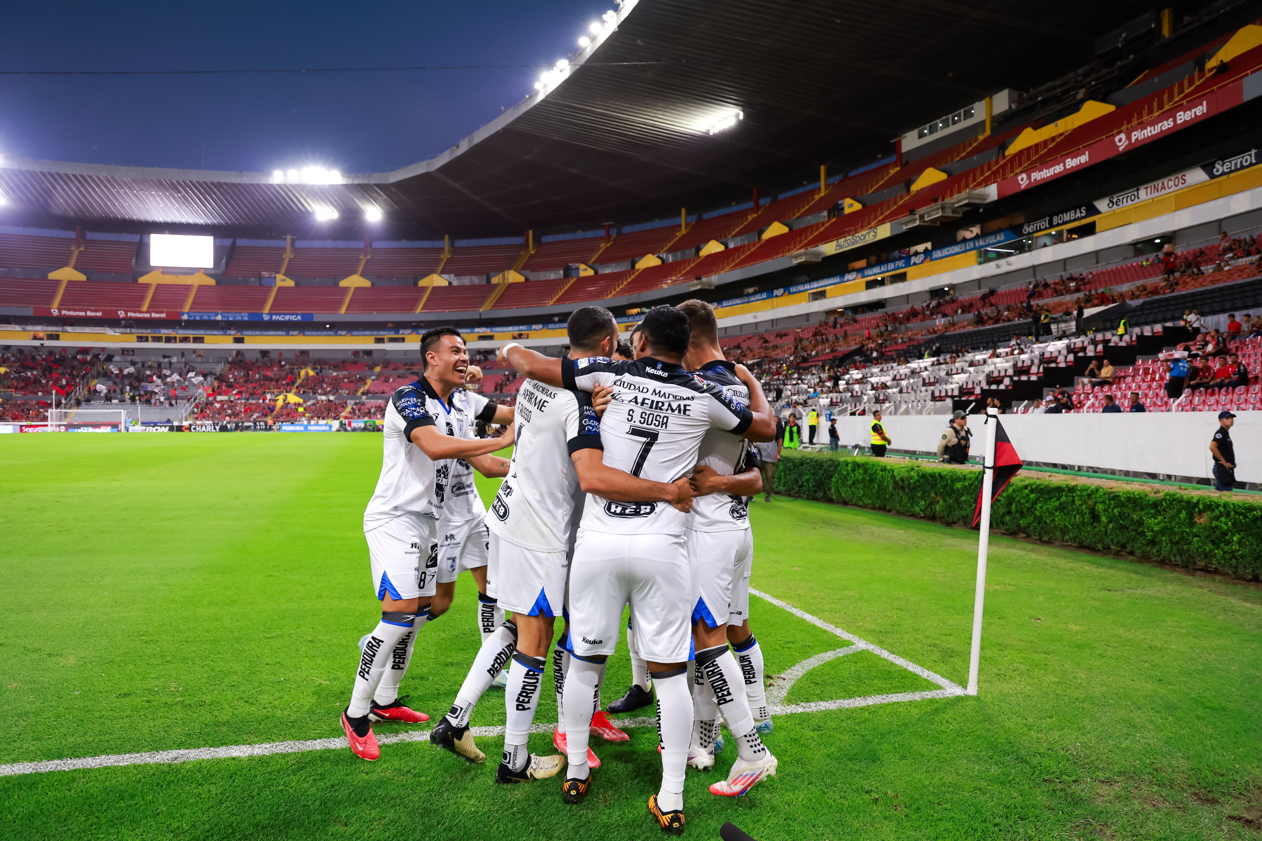 VIDEO Querétaro vence como visitante al Atlas