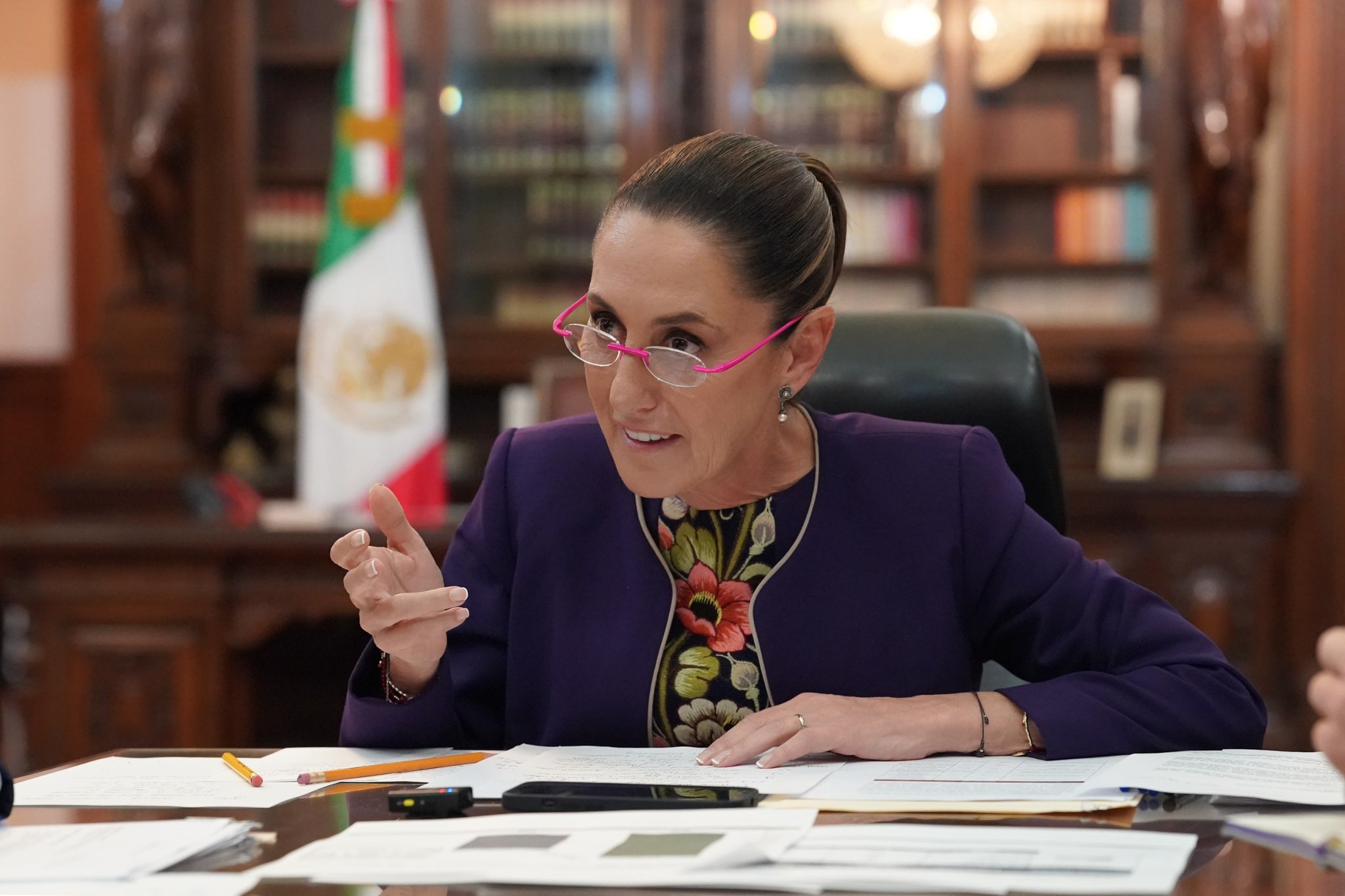 Sheinbaum anuncia acuerdo con Trump para frenar aumento de aranceles