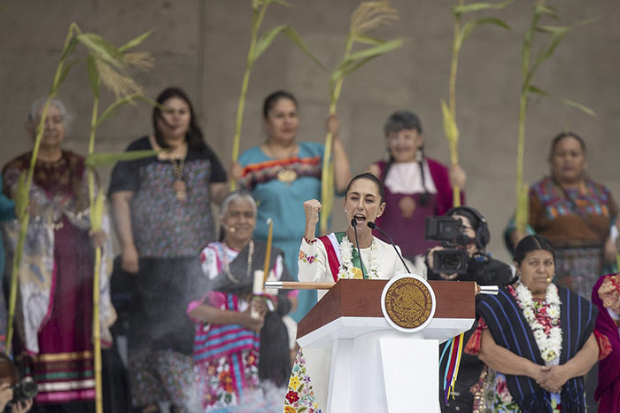 Me comprometo a seguir haciendo historia: Sheinbaum en el Zócalo