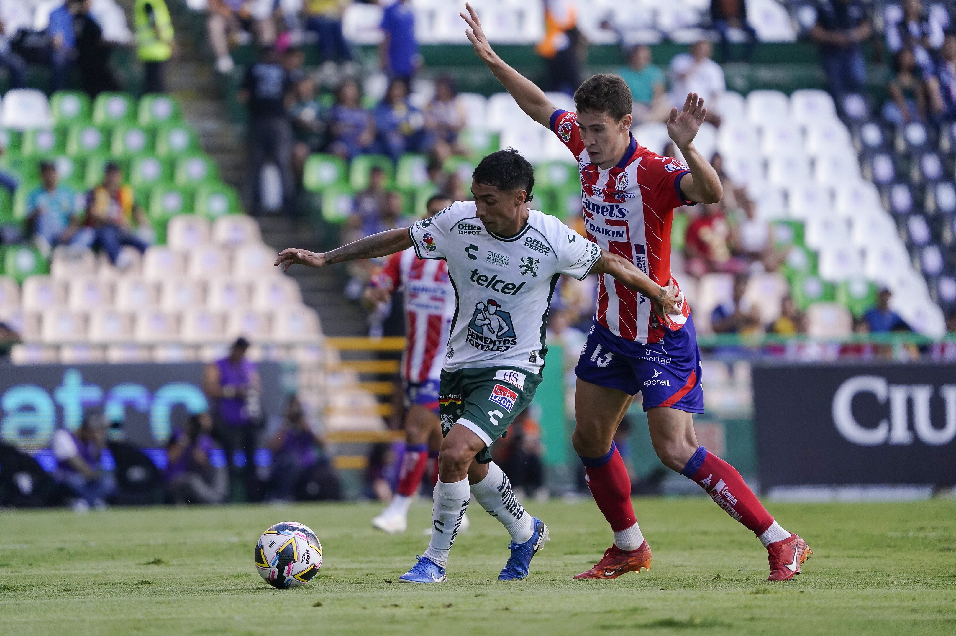 VIDEO León regresa a la victoria y vence a San Luis