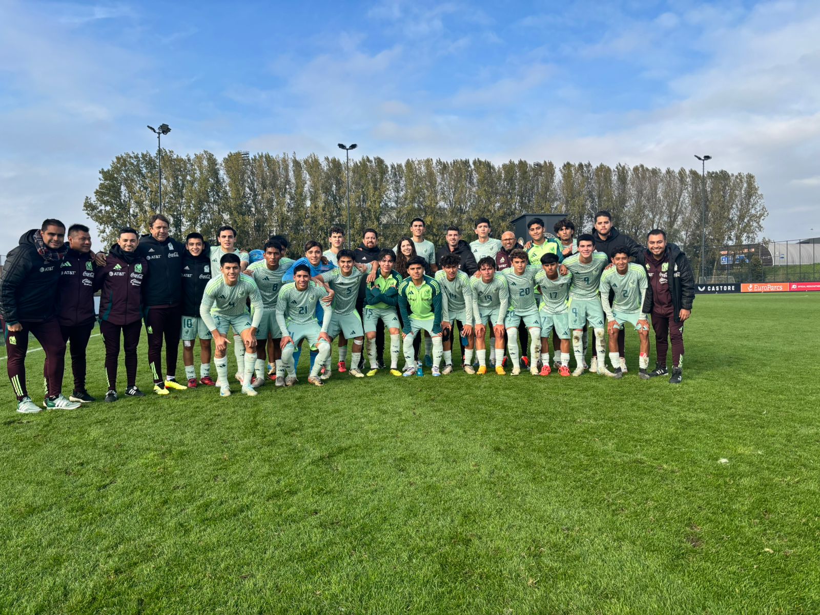 Selecciones Sub-18 y Sub-20 cierran sus giras de preparación por Europa