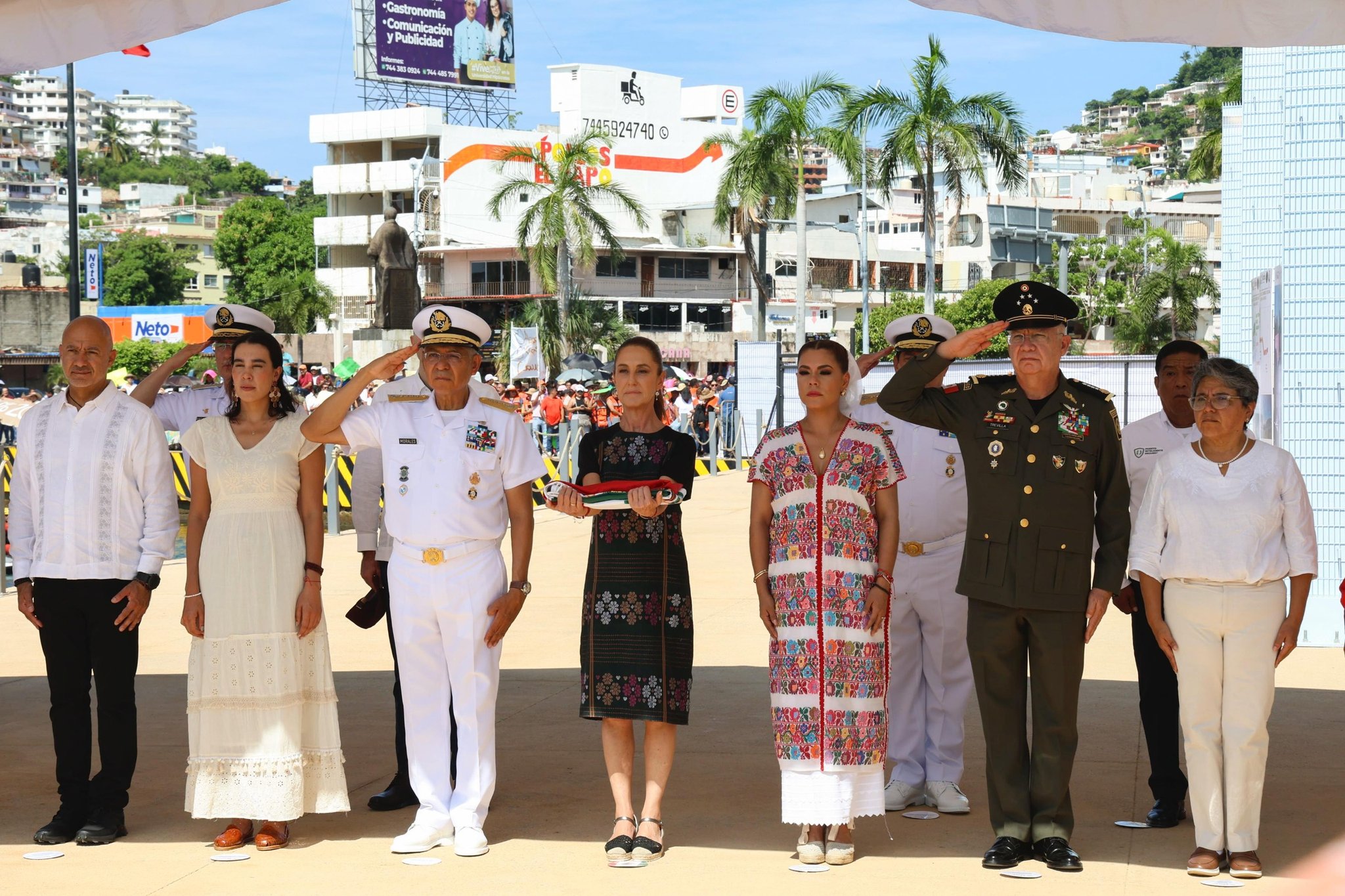 Sheinbaum inaugura el MARINABUS de Acapulco
