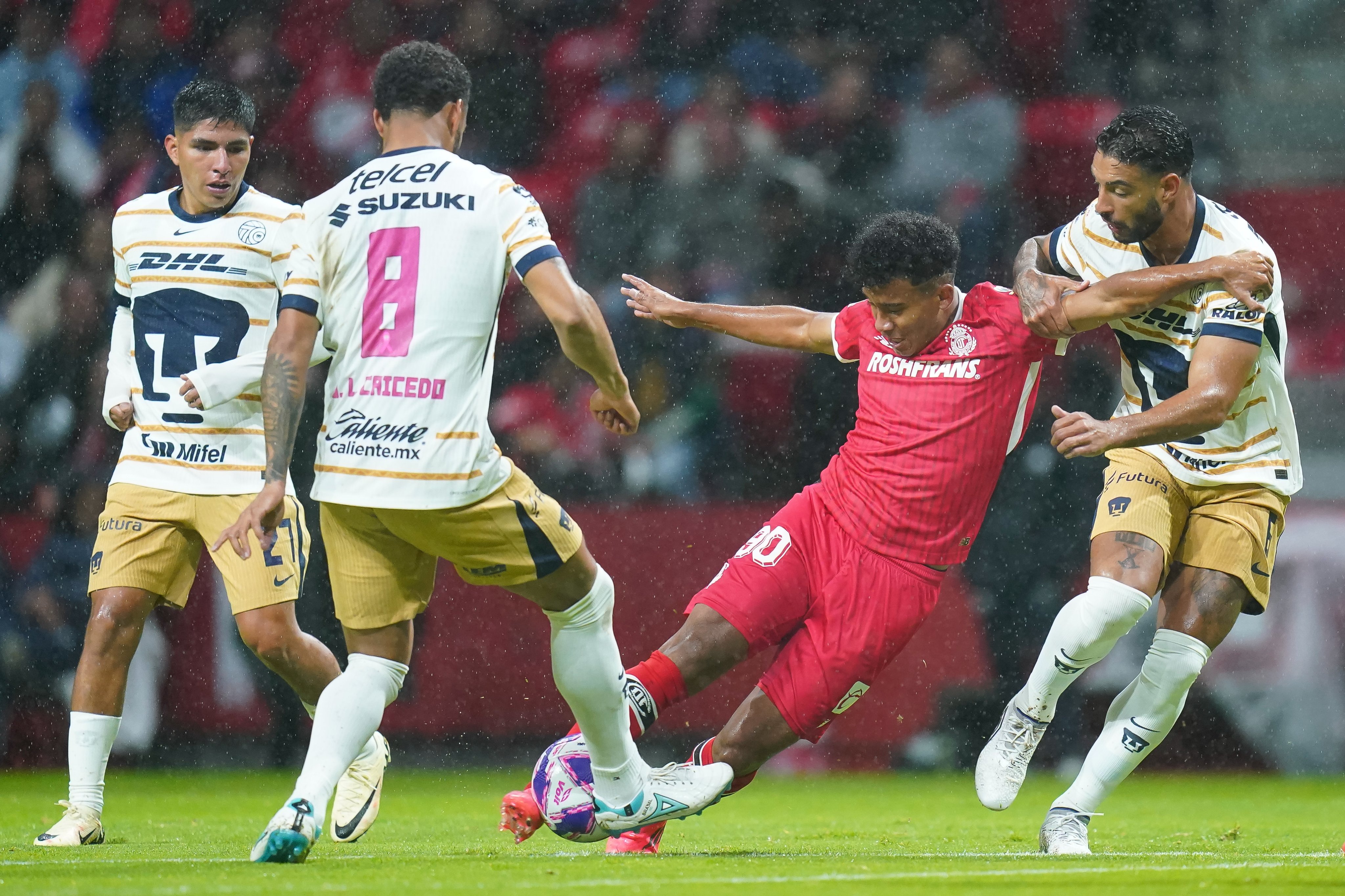 VIDEO Pumas saca empate al Toluca