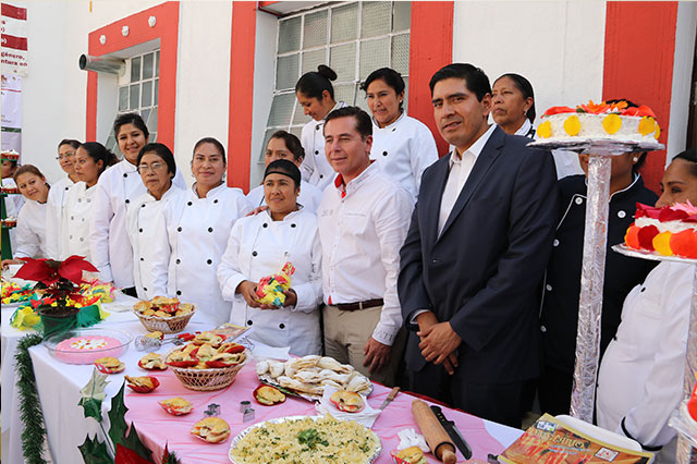 Clausuran talleres de Programa Habitat en Huejotzingo