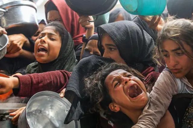Gaza enfrenta hambruna masiva; reportan muerte de 21 niños por hambre